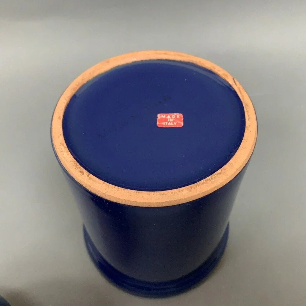 The Unbranded Brand blue brown